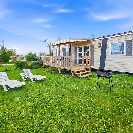 Campingplatz Le Cocon Des 4 Personnes *